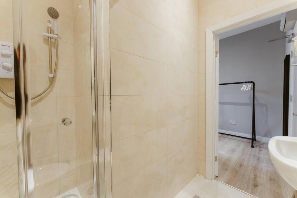 Stylish Kitchenette In Central London'S Vibrant Holloway District Екстер'єр фото